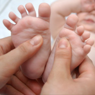 Massaggio al neonato